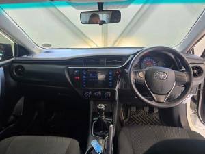 Toyota Corolla Quest 1.8 Plus manual - Image 14