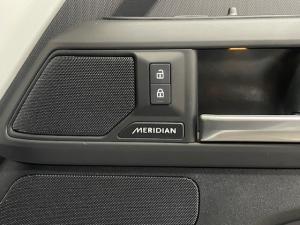 Land Rover Defender 110 D350 X-Dynamic HSE - Image 15