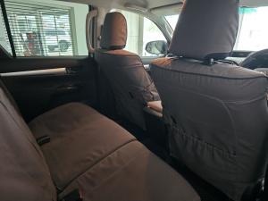 Toyota Hilux 2.8GD-6 double cab 4x4 Raider - Image 7