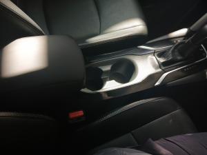 Toyota Corolla Cross 1.8 Hybrid XS - Image 9