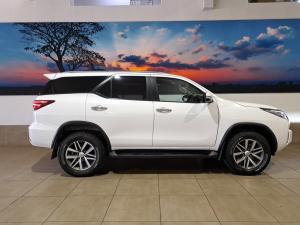 Toyota Fortuner 2.8GD-6 auto - Image 3