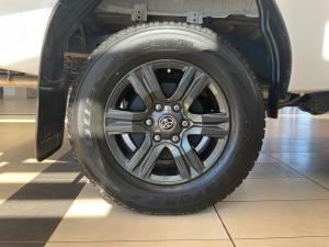 Toyota Hilux 2.4GD-6 Xtra cab Raider manual - Image 21