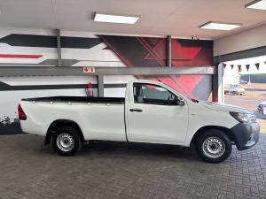 Toyota Hilux 2.4GD single cab S (aircon) - Image 3