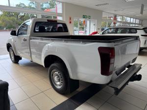 Isuzu D-Max Gen 6 250c single cab Fleetside - Image 11