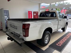 Isuzu D-Max Gen 6 250c single cab Fleetside - Image 2