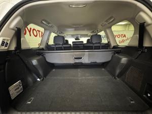 Toyota Land Cruiser Prado 2.8GD VX - Image 18
