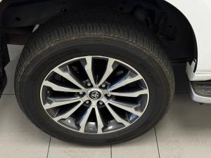 Toyota Land Cruiser Prado 2.8GD VX - Image 20