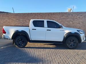 Toyota Hilux 2.4GD-6 double cab 4x4 Raider auto - Image 3