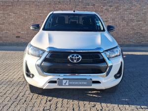 Toyota Hilux 2.4GD-6 double cab 4x4 Raider auto - Image 4
