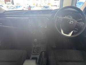 Toyota Hilux 2.4GD-6 double cab Raider auto - Image 6