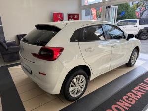 Toyota Starlet 1.5 Xi - Image 2