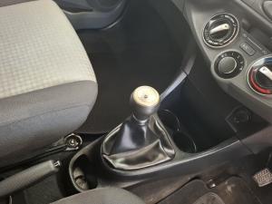 Toyota Etios hatch 1.5 Sprint - Image 10