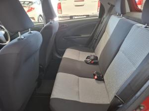 Toyota Etios hatch 1.5 Sprint - Image 13