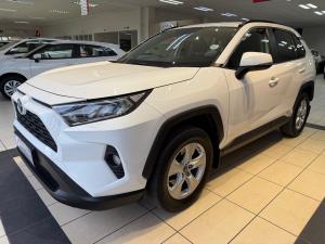 Toyota RAV4 2.0 GX - Image 11