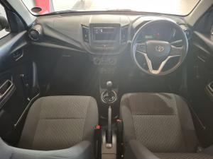 Toyota Vitz 1.0 - Image 6
