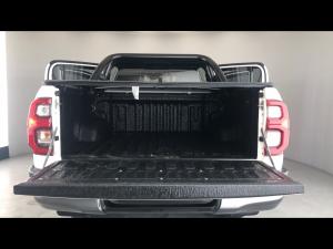Toyota Hilux 2.8GD-6 double cab 4x4 Legend auto - Image 18