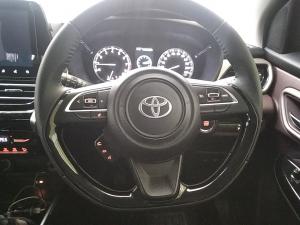 Toyota Starlet Cross 1.5 XR manual - Image 8