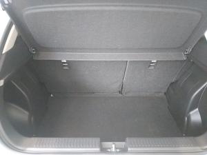 Toyota Starlet Cross 1.5 XR manual - Image 17
