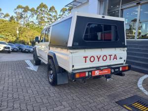 Toyota Land Cruiser 79 2.8GD-6 double cab - Image 16