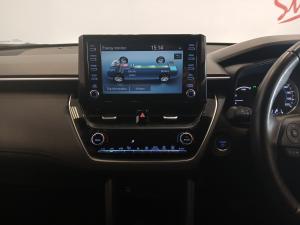 Toyota Corolla Cross 1.8 Hybrid XS - Image 13