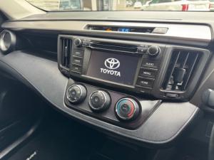 Toyota RAV4 2.0 GX automatic - Image 14