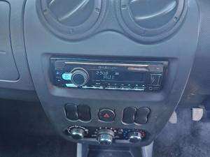 Nissan NP200 1.6 Safety PackS/C - Image 9
