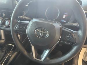 Toyota Corolla Cross 1.8 Xi - Image 13