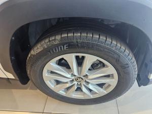 Toyota Corolla Cross 1.8 Xi - Image 15