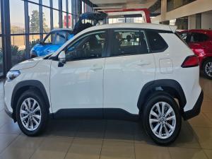 Toyota Corolla Cross 1.8 Xi - Image 3