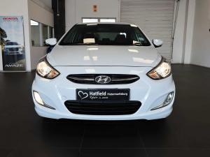 Hyundai Accent sedan 1.6 Fluid auto - Image 2