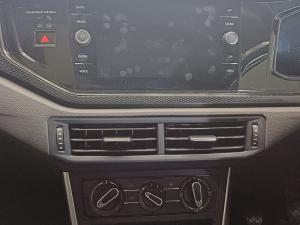 Volkswagen Polo hatch 1.0TSI Life manual - Image 15