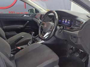 Volkswagen Polo hatch 1.0TSI Life manual - Image 9