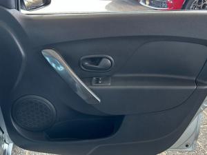 Renault Sandero 66kW turbo Stepway Plus - Image 14