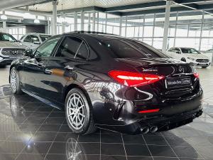Mercedes-Benz C-Class C43 - Image 12