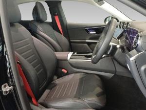 Mercedes-Benz GLC GLC300d coupe 4Matic Avantgarde - Image 14