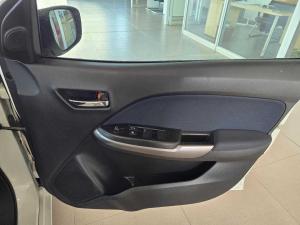 Toyota Starlet 1.4 Xi - Image 14