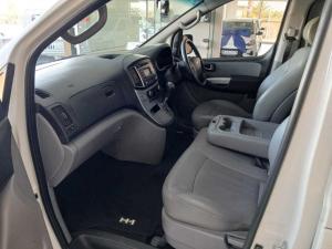 Hyundai H-1 2.5 Crdi A/T/ 2.5 Elite automatic - Image 15
