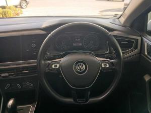 Volkswagen Polo 1.0 TSI Highline DSG - Image 12