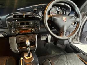 Porsche 911 Carrera tiptronic - Image 8