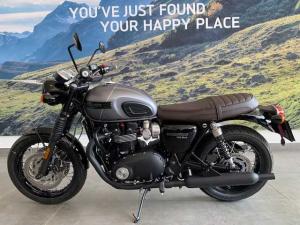 Triumph Bonneville T120 Black - Image 4