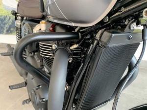 Triumph Bonneville T120 Black - Image 9