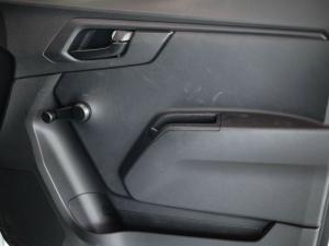 Isuzu D-Max 1.9TD single cab - Image 11