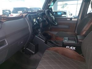 Toyota Land Cruiser 79 2.8GD-6 double cab - Image 7