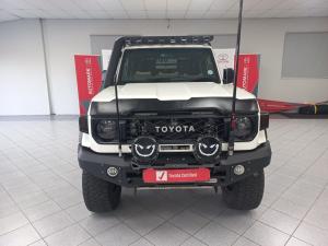 Toyota Land Cruiser 79 2.8GD-6 double cab - Image 4