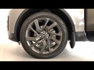 Land Rover Discovery HSE Luxury Td6 - Image 19