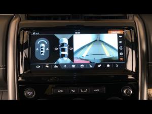 Land Rover Discovery HSE Luxury Td6 - Image 25