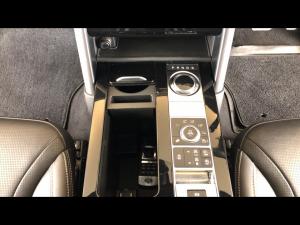 Land Rover Discovery HSE Luxury Td6 - Image 28