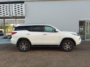 Toyota Fortuner 2.4GD-6 auto - Image 3