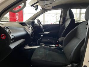 Nissan Navara 2.3D double cab 4x4 LE - Image 7