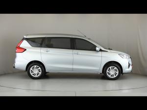 Toyota Rumion 1.5 SX manual - Image 3